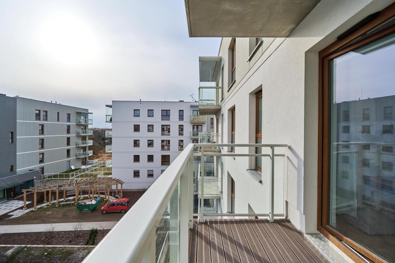 Apartment Wichrowa With Free Garage Wroclaw By Noclegi Renters Εξωτερικό φωτογραφία