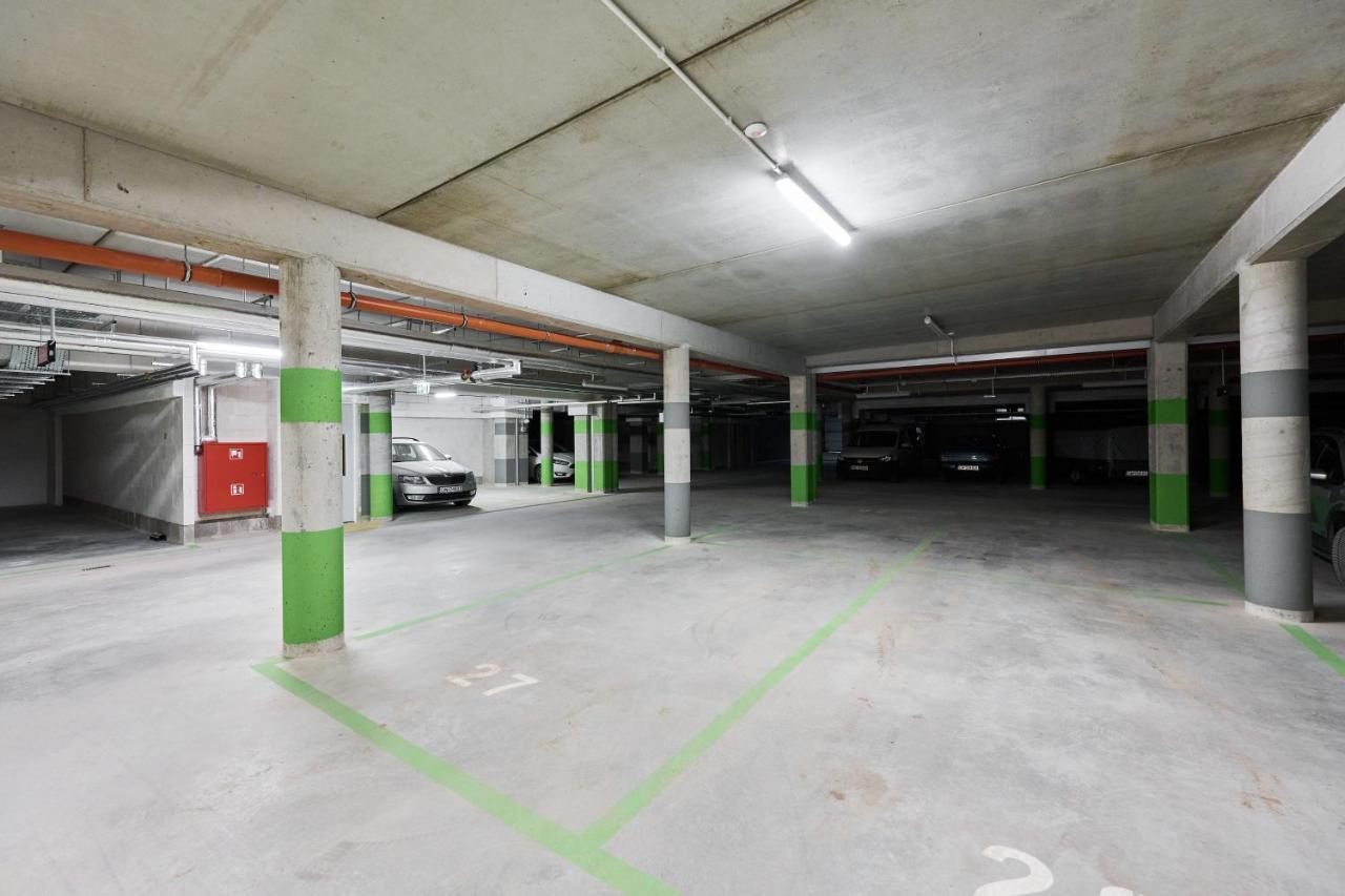 Apartment Wichrowa With Free Garage Wroclaw By Noclegi Renters Εξωτερικό φωτογραφία