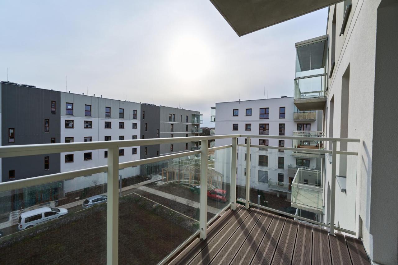 Apartment Wichrowa With Free Garage Wroclaw By Noclegi Renters Εξωτερικό φωτογραφία